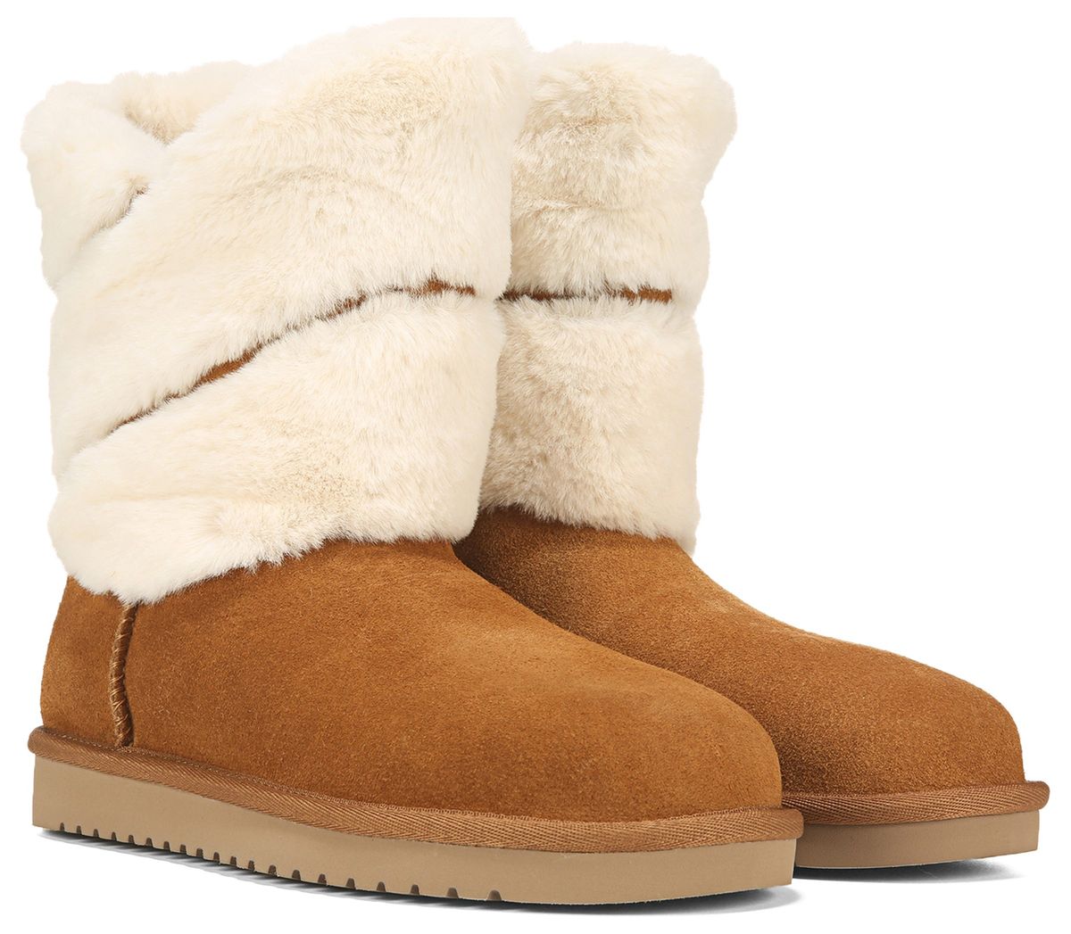UGG Women's Dezi Short Boot 