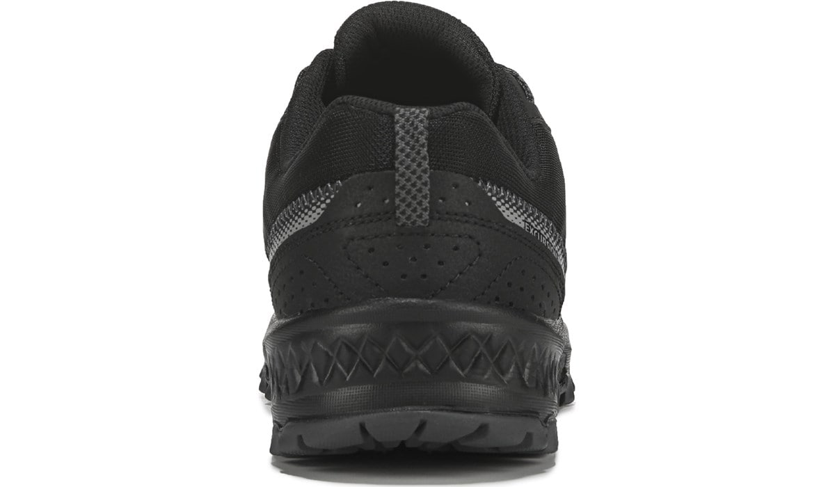 famous footwear saucony