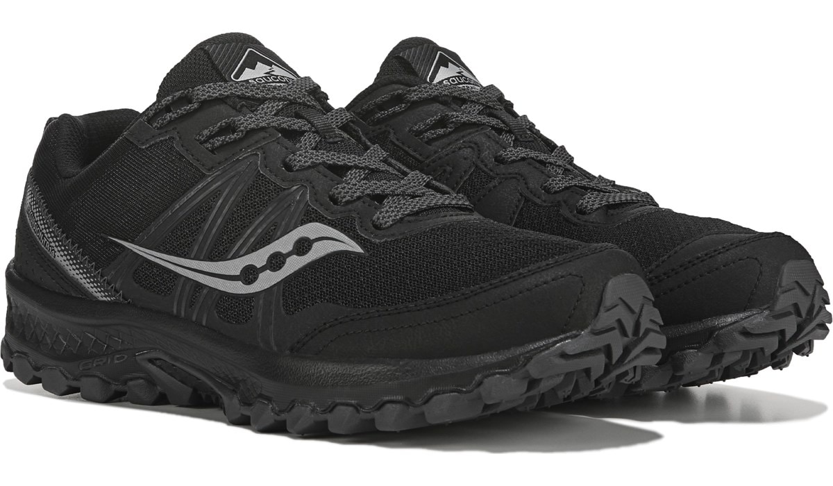 saucony running shoes trail