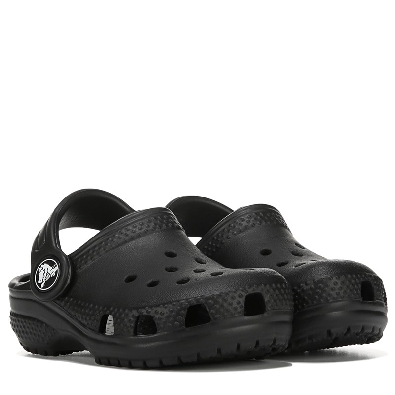 https://www.famousfootwear.com/blob/product-images/20000/56/15/5/56155_pair_feed800.jpg