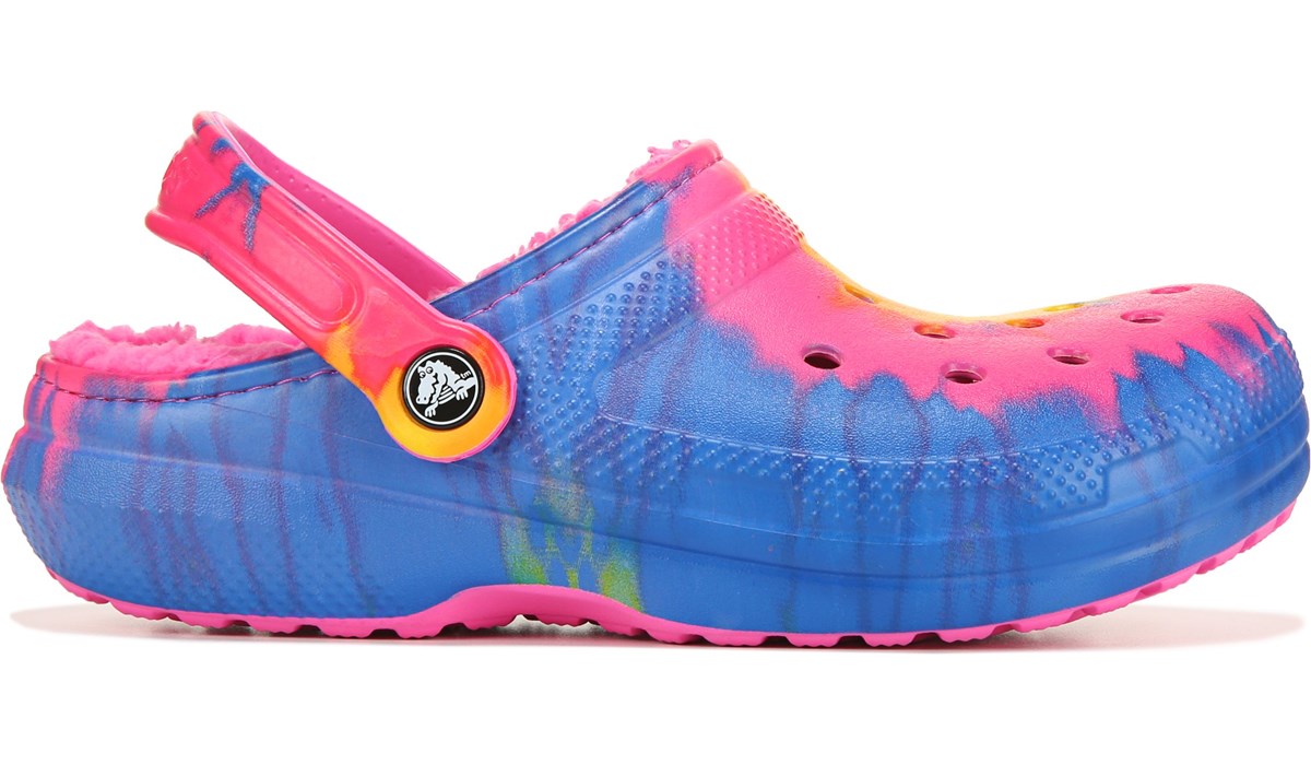 hot pink crocs with fur