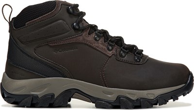buy hiking boots near me