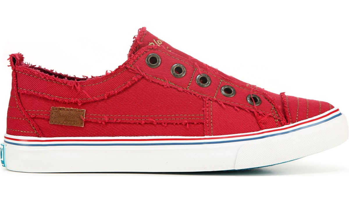women's play slip on sneaker