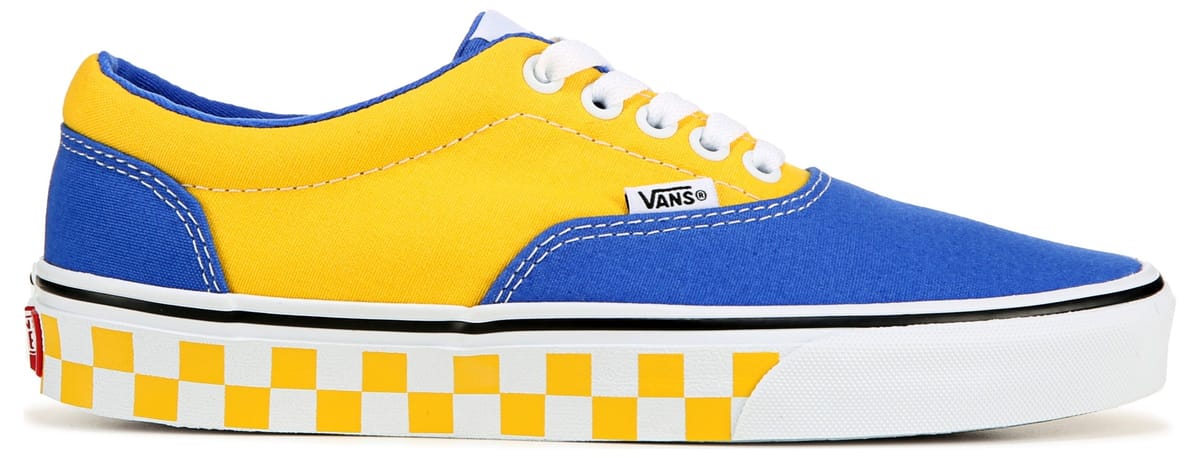 Vans Men's Doheny Low Top Sneaker 