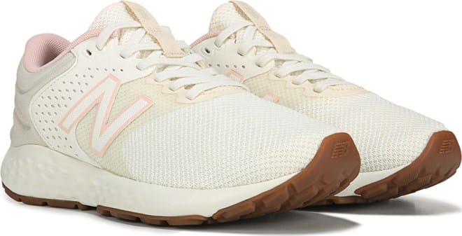 New Balance Women's 520 V7 Medium/Wide 