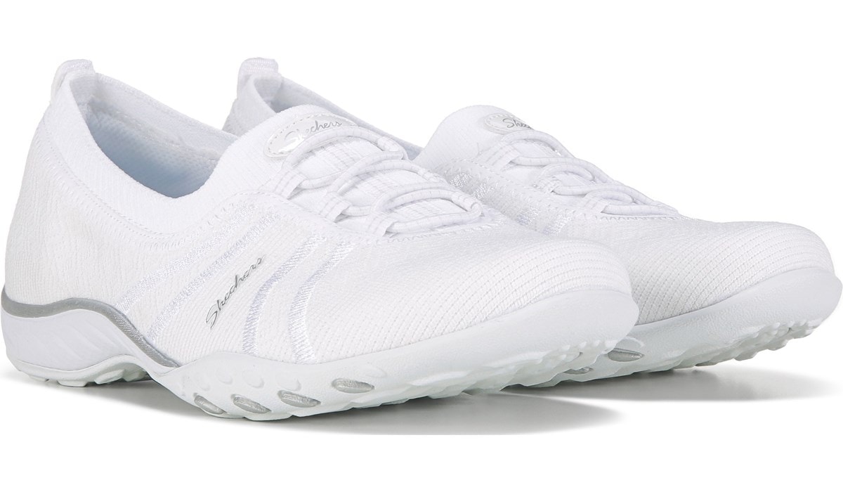 Skechers Women's Breathe Easy Simple Pleasure Slip Sneaker | Famous Footwear