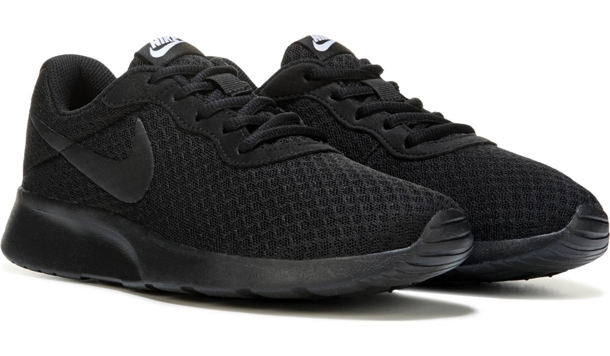 Nike Women's Tanjun Sneaker Black 