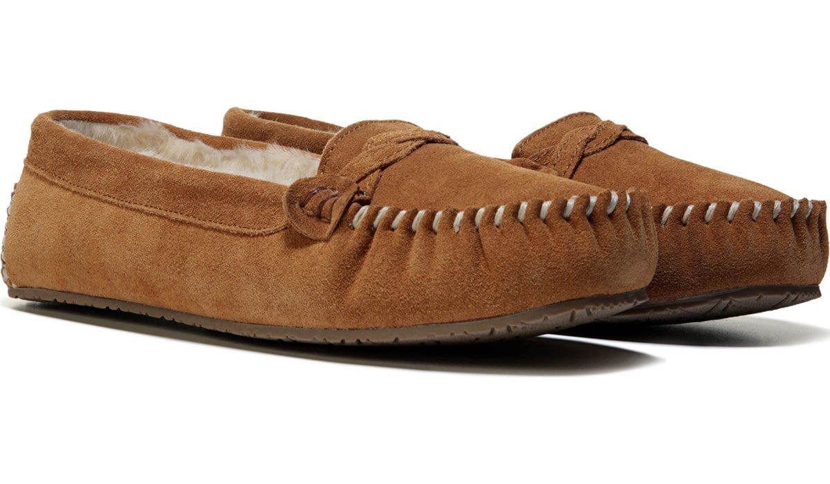 minnetonka slippers womens