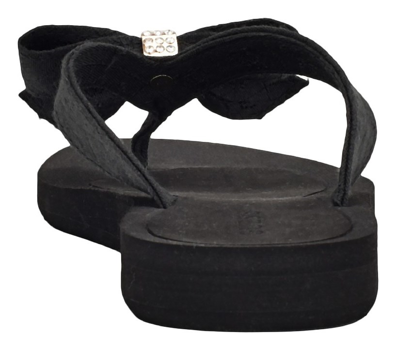 GUESS Women s Tuta Flip Flop Sandal Famous Footwear