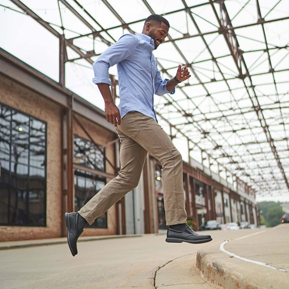 Nunn Bush Men's Otto Moc Toe Slip On | Famous Footwear