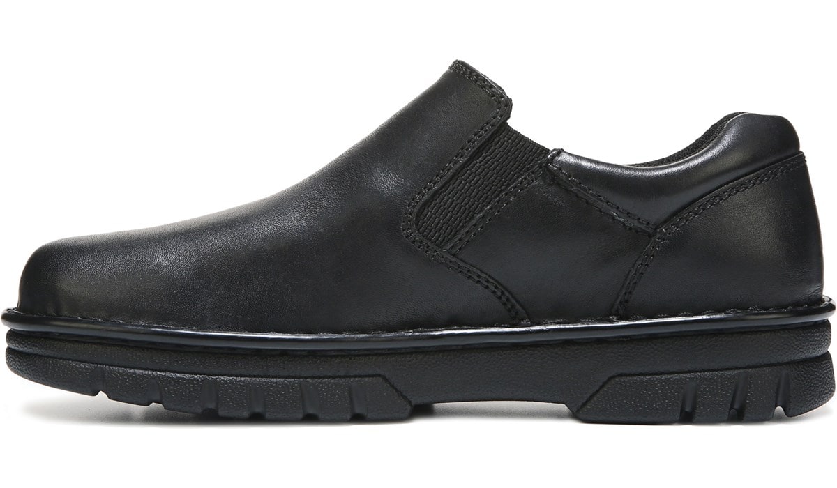 famous footwear eastland