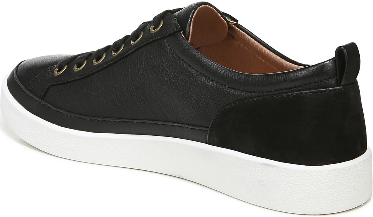 vionic famous footwear