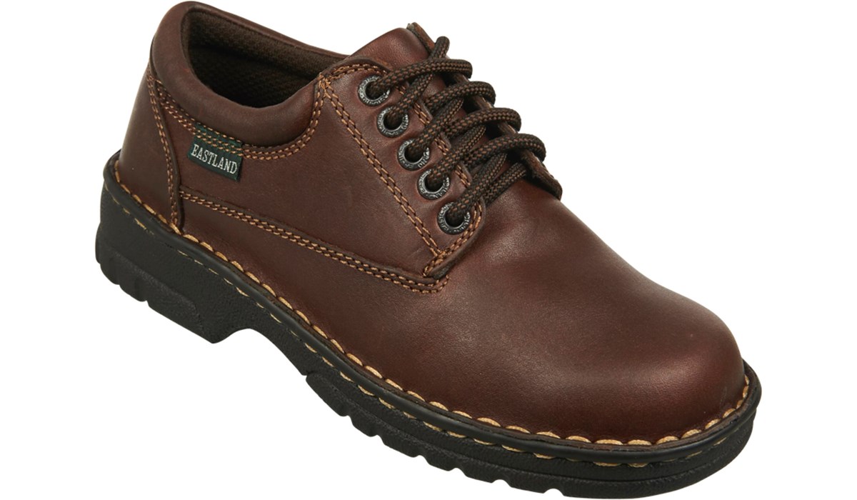 Eastland Women's Plainview Medium/Wide Oxford | Famous Footwear