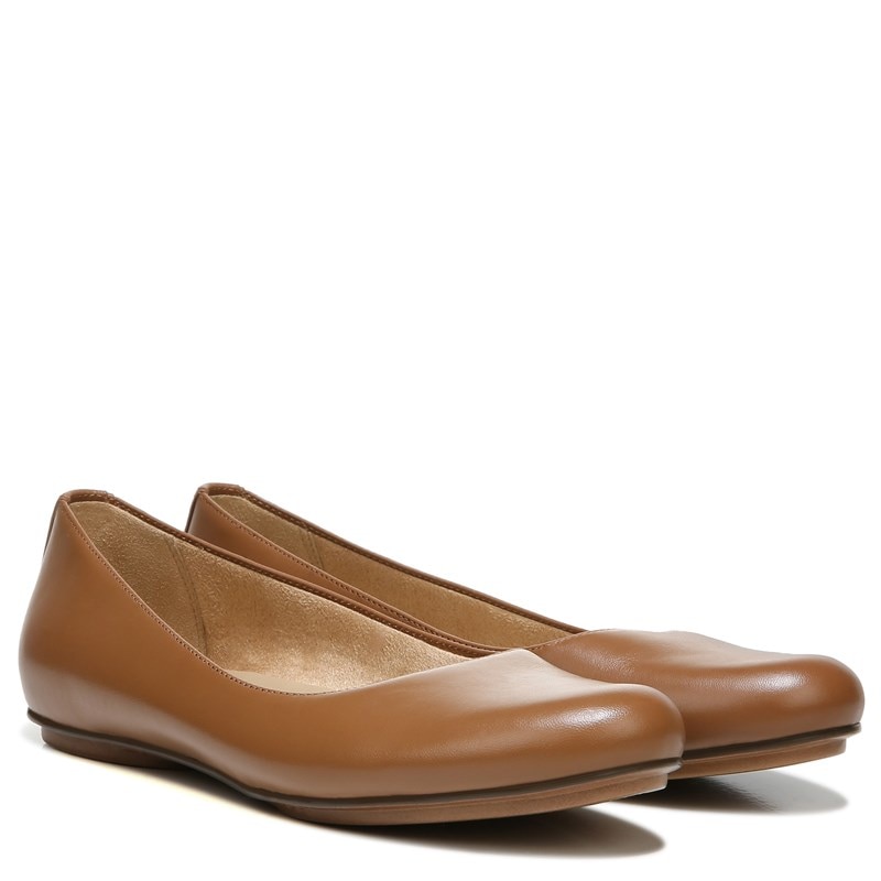 Naturalizer Women's Maxwell Ballet Flat Shoes (English Tea Leather) - Size 6.5 W