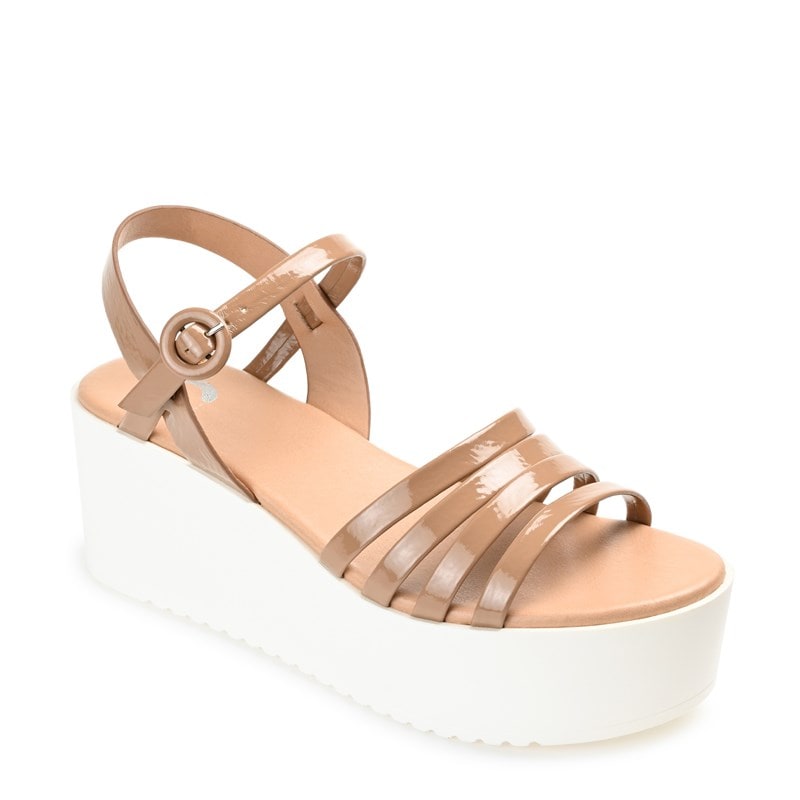 Journee Women's Miragge Platform Sandals (Mocha) - Size 11.0 M