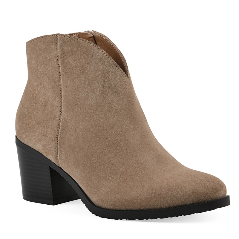 White Mountain Women's Tattle Ankle Booties (Beachwood Suede) - Size 10.0 M