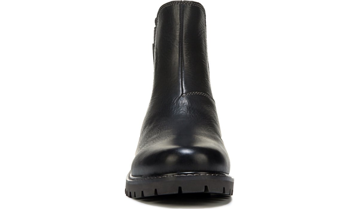 eastland chelsea boot