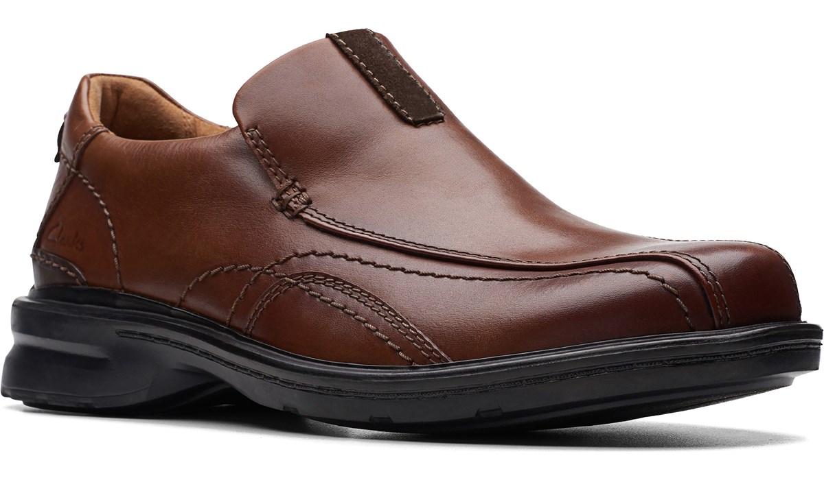 Clarks Men's Gessler Step Medium/Wide Slip On Loafer | Famous Footwear