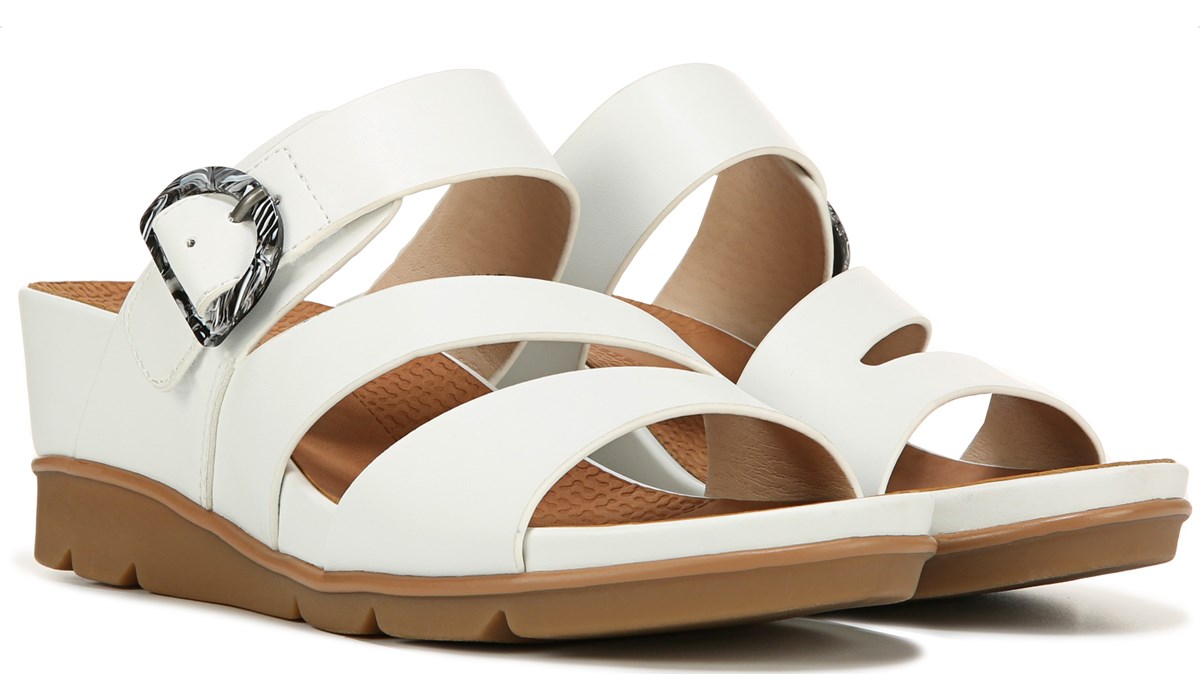 wear birkenstocks to work