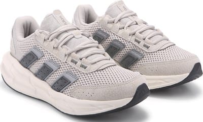 Women's Astrastar Running Shoe - Beige/Black