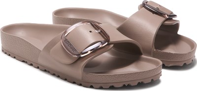 Sandals & Slides | Up to 60% Off + Free Shipping*