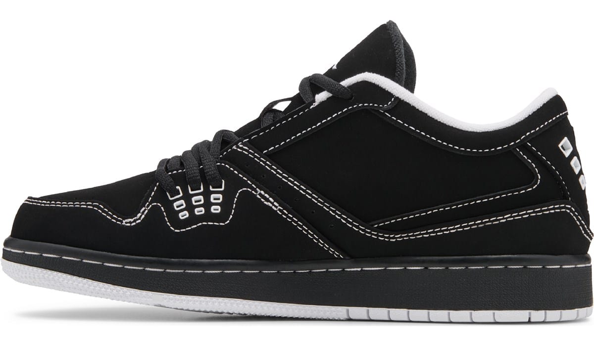 Jordan Athletic Shoes Black and White Jordan Air Jordan 1 Low Concord Mens Lifestyle Shoes Black  main image 3