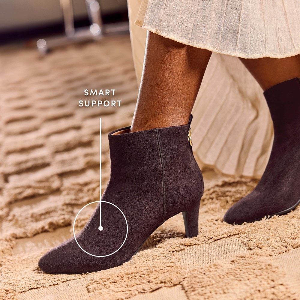 LifeStride Women's Glow Ankle Boot | Famous Footwear