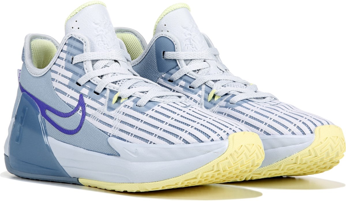 boys lebron basketball shoes