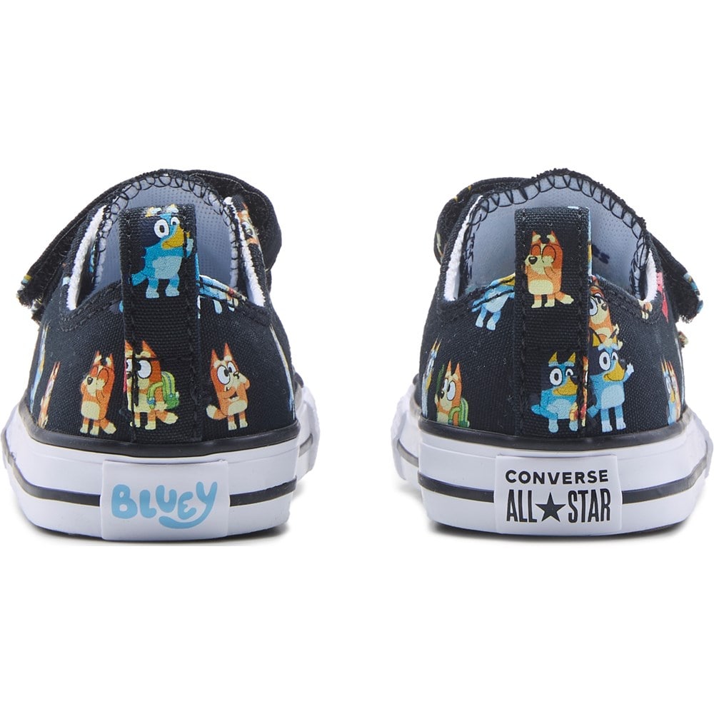 Converse Kids' Chuck Taylor All Star 2V Low Top Sneaker Baby