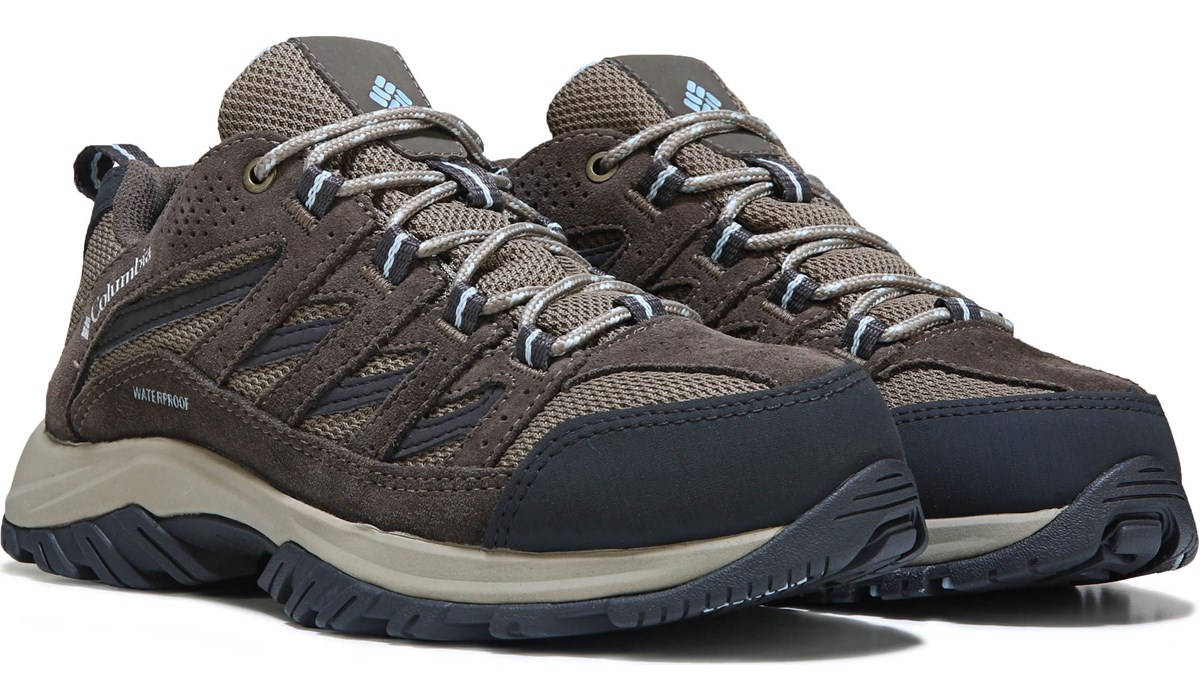 columbia hiking sneakers womens