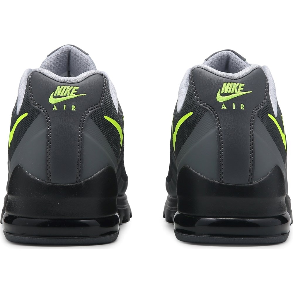 nike women's air max invigor sneaker