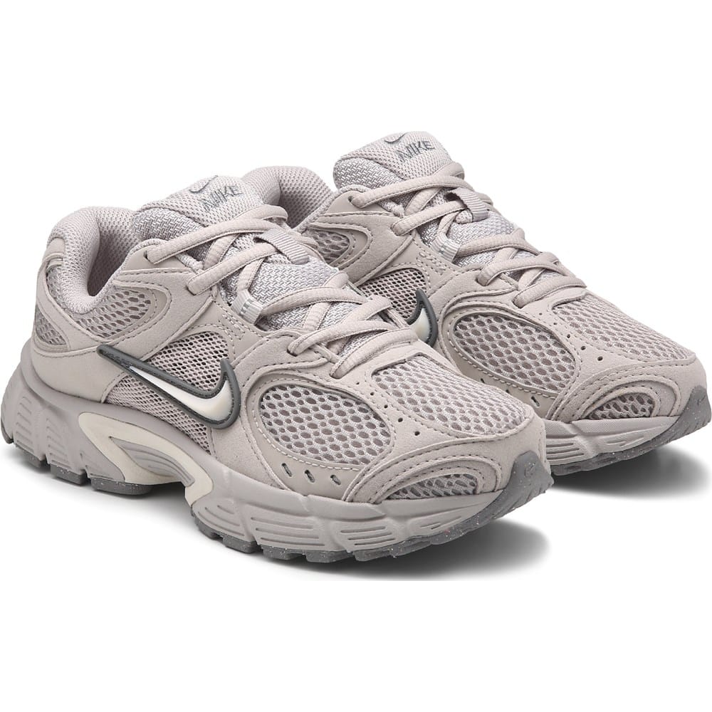 Women's V5 RNR Sneaker