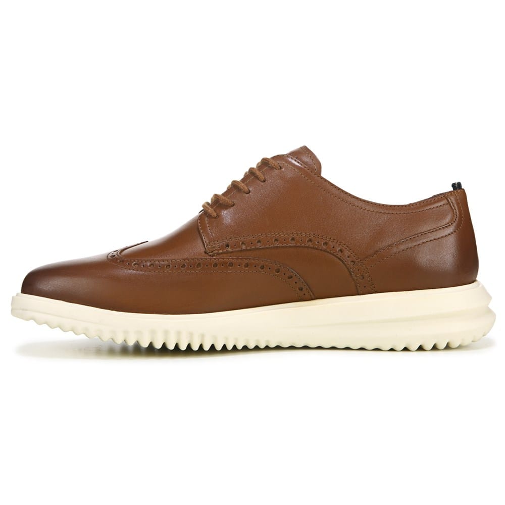 Cole Haan Men display picture 1
