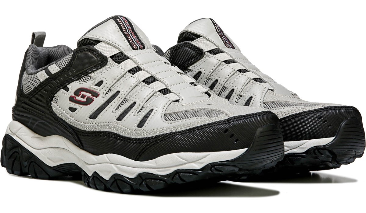skechers wide shoes mens