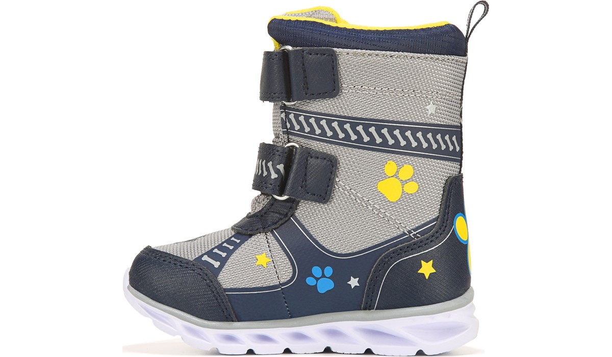 snow boots toddler size 9