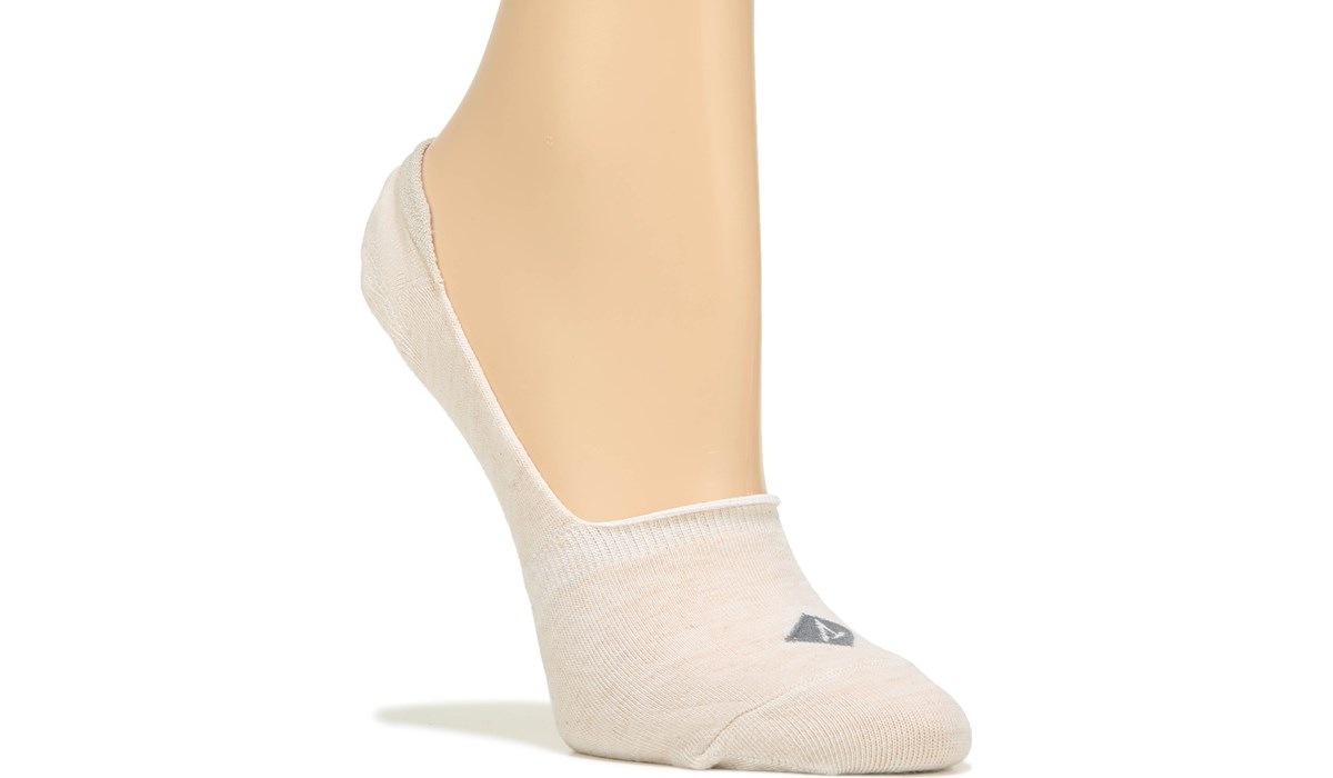 socks with sperry sneakers
