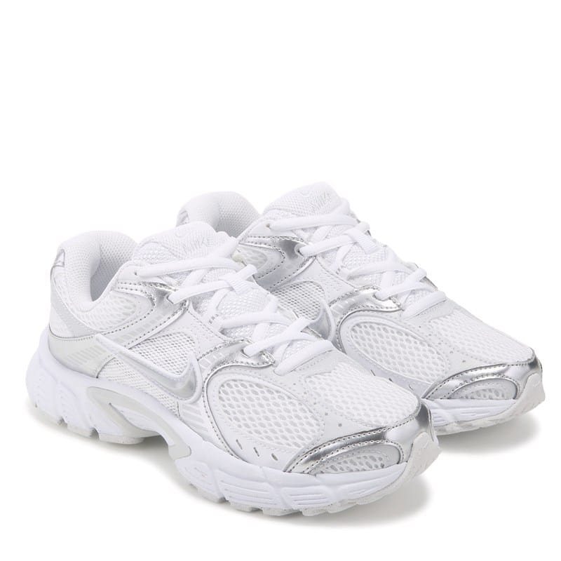 Nike Women's V5 Rnr Sneakers (White/Silver) - Size 8.0 M