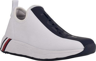famous footwear tommy hilfiger