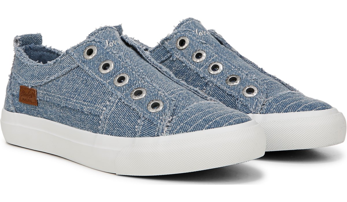 women's tennis shoes for narrow feet
