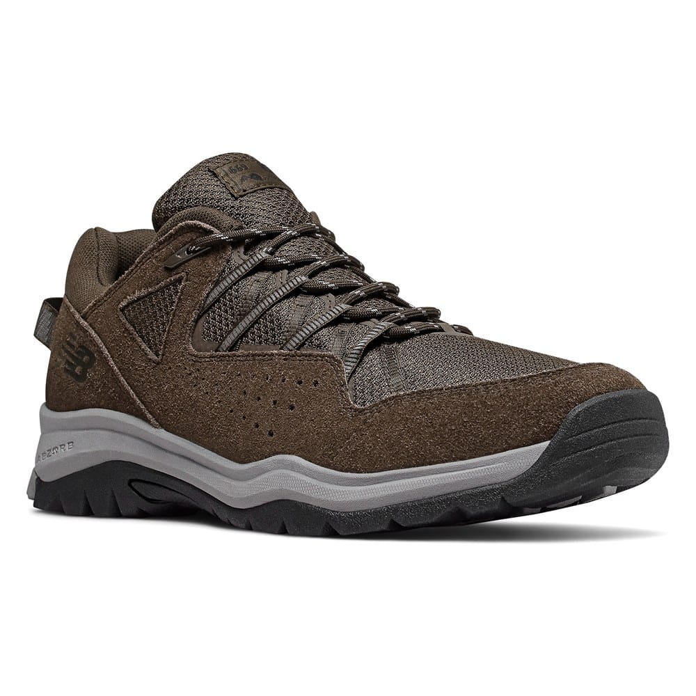 669 V2 Medium/Wide Trail Walking Shoe 