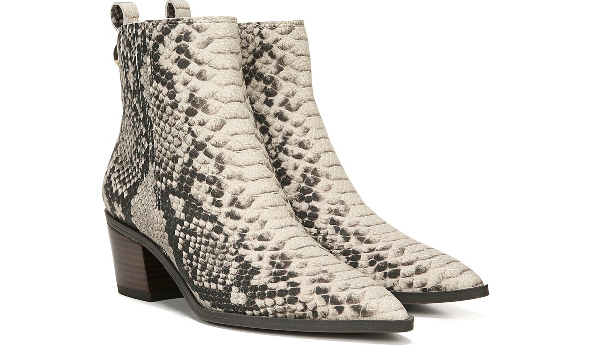 shay bootie franco sarto