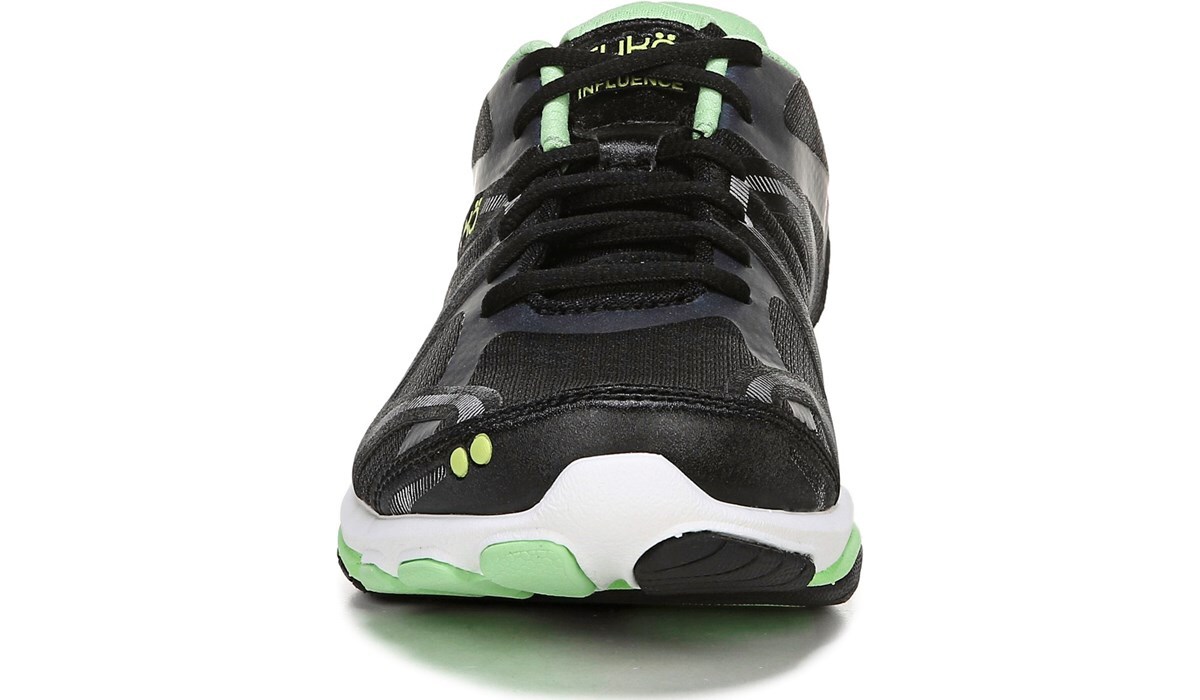 wide training shoes womens