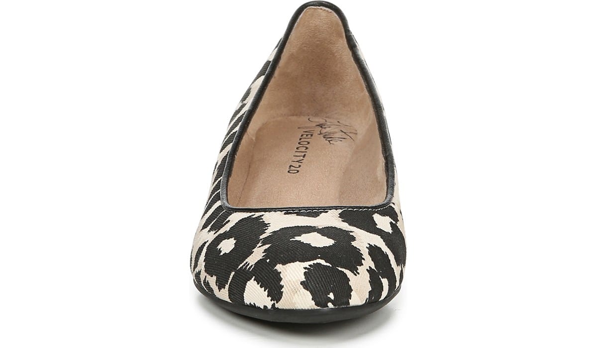 LifeStride Women's Hadley Medium/Wide Wedge Beige, Heels, Famous Footwear