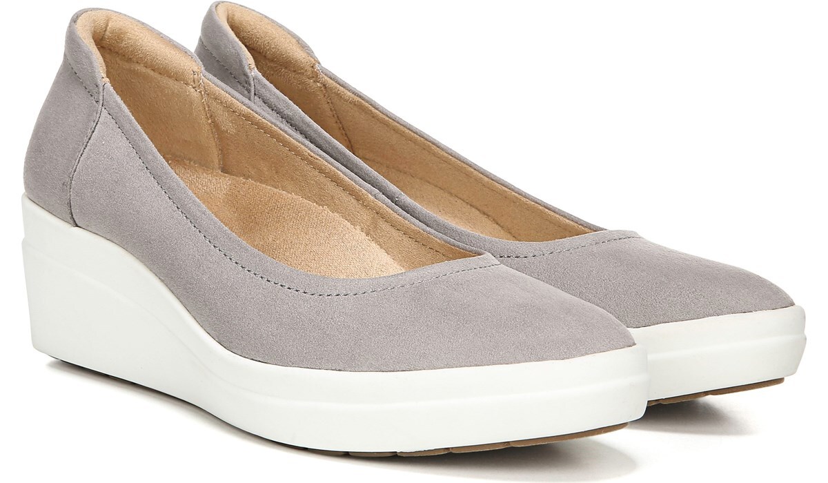 slip on wedge shoes