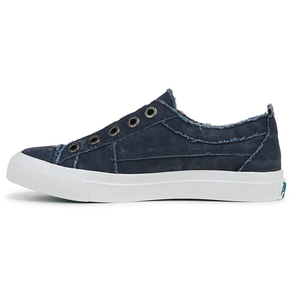 Women's Play Slip On Sneaker