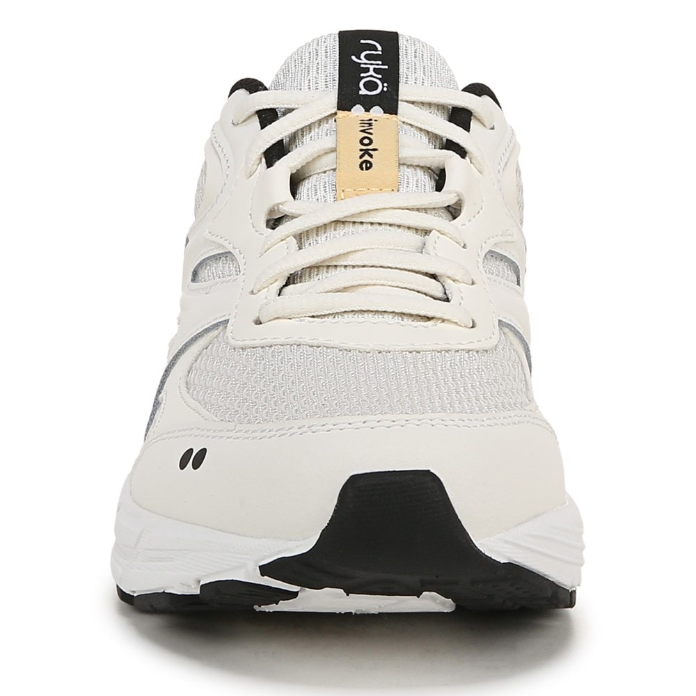 Women's Invoke Walking Sneaker