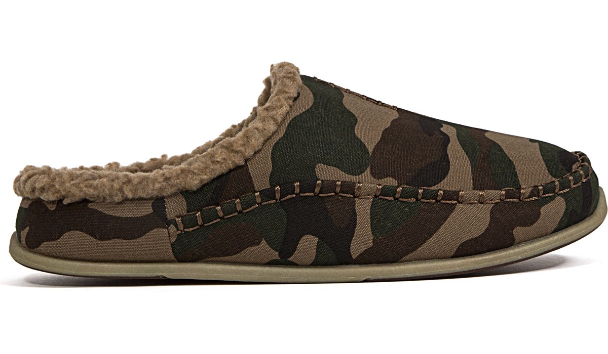 famous footwear mens slippers