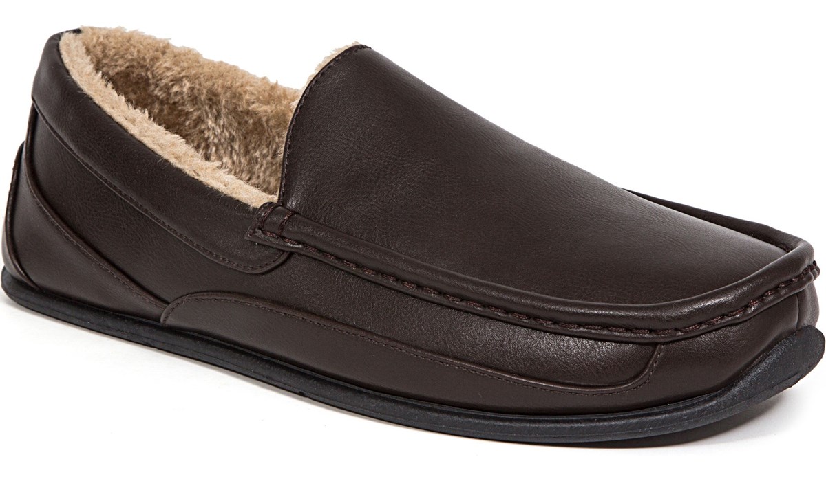 Deer Stags Men's Slipperooz Spun Moccasin Slipper | Famous Footwear