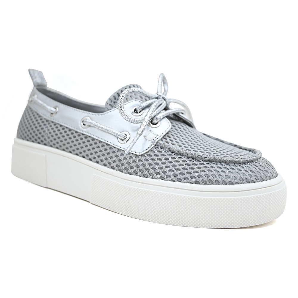 Kenneth Cole Reaction Women's Zelda Almond Toe Boat Shoes - Silver Mesh - Size 6.5M, image size:1000x1000