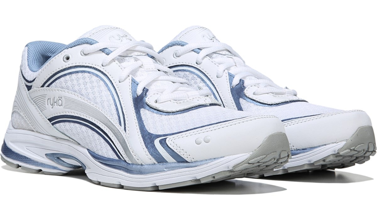 ryka tennis shoe